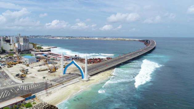 Chìm trong ‘núi’ nợ vì tham gia vào Sáng kiến Vành đai và Con đường, Maldives loay hoay tìm cách thoát khỏi bi kịch bị Trung Quốc ‘bòn rút - Ảnh 2.