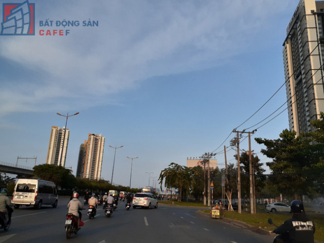 Chủ tịch Hiệp hội BĐS Tp.HCM: Dịch Covid-19 khiến hoạt động kinh doanh của doanh nghiệp BĐS bị đảo lộn - Ảnh 1.