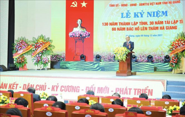 Chủ tịch nước: Hà Giang phấn đấu 'sống trên đá, thoát nghèo trên đá và làm giàu trên đá'