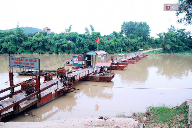 Chùm ảnh: Người dân Bắc Giang ùn ùn đi bán vải, đường phố ùn tắc hàng km - Ảnh 2.