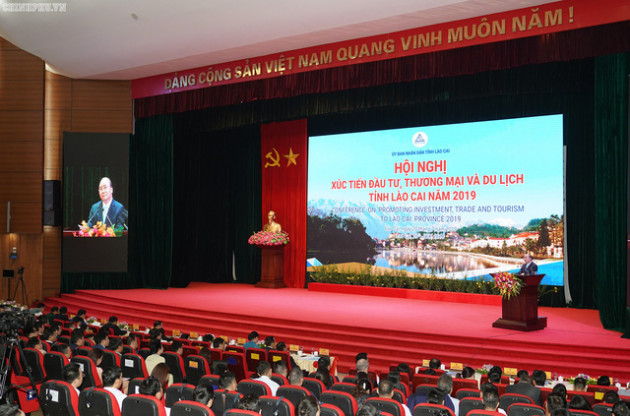  Chùm ảnh: Thủ tướng dự Hội nghị xúc tiến đầu tư, thương mại, du lịch Lào Cai - Ảnh 9.