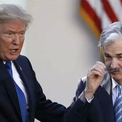 Chứng khoán Mỹ rớt thảm hại, ông Trump đổ lỗi FED là "vấn đề duy nhất của nền kinh tế Mỹ"
