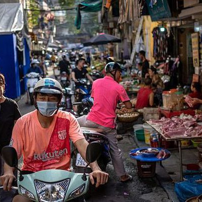 Chuyên gia Bùi Trinh: Vì sao giá cả 'ngoài chợ' tăng không giống 'trên tivi'?