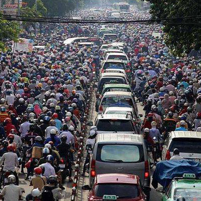 Chuyên gia giao thông Pháp: 10,5 triệu dân tại Hà Nội là lợi thế để nâng cấp hệ thống giao thông công cộng