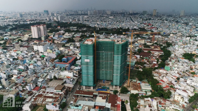 Có 2-3 tỷ đồng chọn mua căn hộ tại TP.HCM như thế nào? - Ảnh 1.