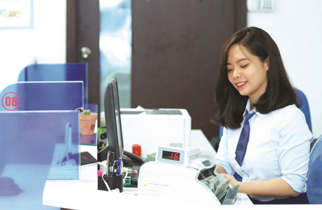 Cổ đông ngân hàng năm nay thích cổ phiếu hơn