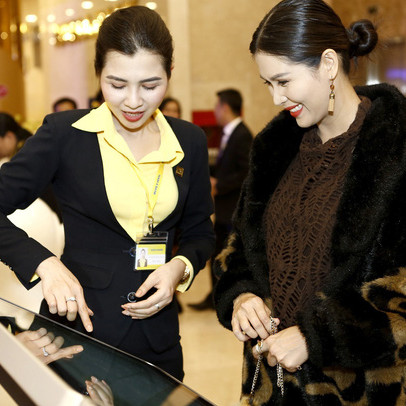 Cổ phiếu ngân hàng lên sàn đón sóng