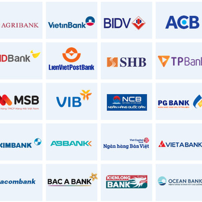 Cổ phiếu ngân hàng tiếp tục lao dốc, CTG và EIB lội ngược dòng ngoạn mục