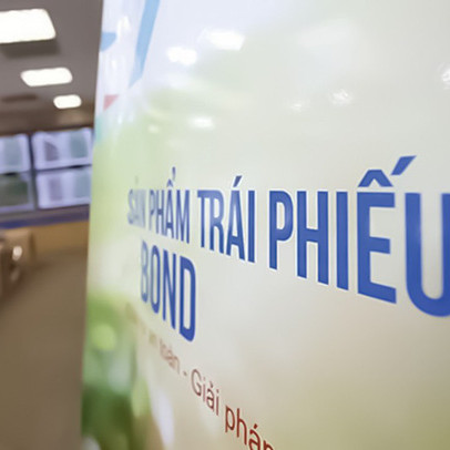 Có TPDN lãi suất lên tới 13%, ngân hàng tiếp tục dẫn đầu khối lượng phát hành khi mốc hẹn gần kề
