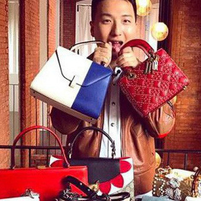 Con trai mà lại mê túi xách nữ, ai cũng cười anh chàng 9x cho đến khi “Mr. Bags” đem về nửa triệu USD chỉ trong 6 phút!