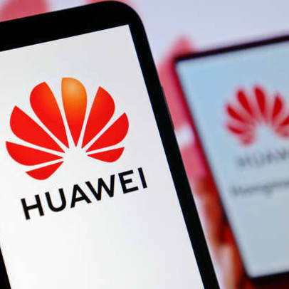 Công bố doanh thu nửa đầu 2021, Chủ tịch Huawei đặt mục tiêu "tồn tại"