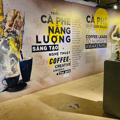 Công trường xây dựng trở thành đại triển lãm cà phê ngoài trời