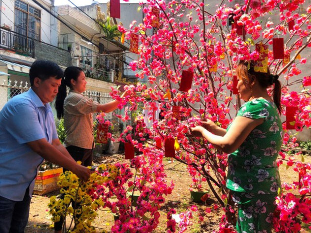 Công ty đông lao động nhất TPHCM tăng mạnh tiền thưởng Tết - Ảnh 2.