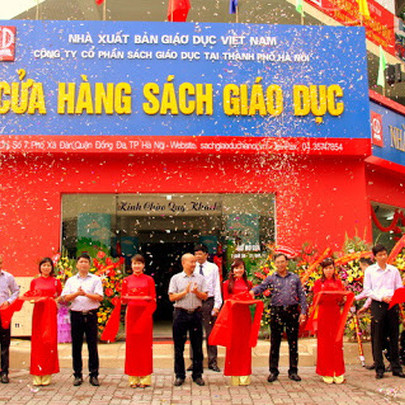 Công ty sách ở Hà Nội mang tiền gửi đi mua cổ phiếu