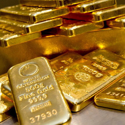 Covid bùng phát đẩy giá vàng tiến sát 1.800 USD/ounce