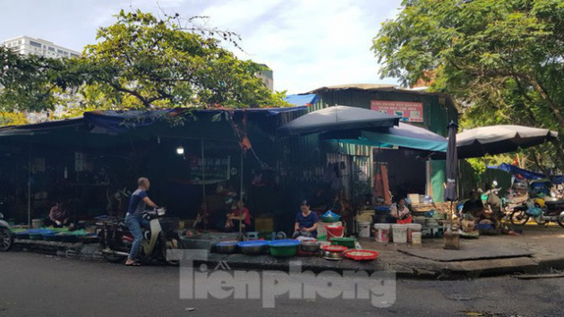 Cư dân đô thị mẫu Hà Nội lo ngại ô đất vàng hạ tầng cuối cùng biến thành cao ốc - Ảnh 4.