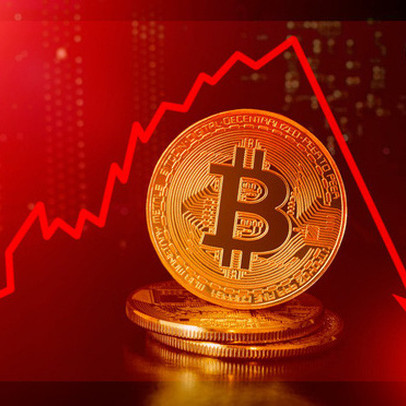 'Cú rơi' 50% giá trị trong 1 tuần của Bitcoin lớn chưa từng có