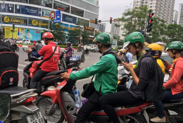 Cuộc chiến giành tài xế của Grab, Be, Go Viet, FastGo... - Ảnh 1.