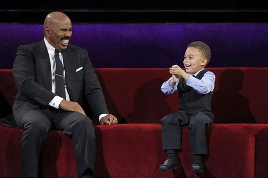 Cuộc đời ngoạn mục của MC đình đám nhất thế giới Steve Harvey: Từ người vô gia cư ngủ trên ô tô đến triệu phú đô la - Ảnh 2.