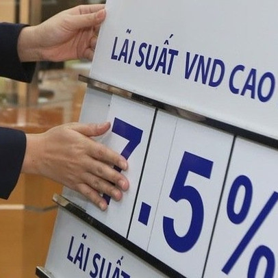 Cuộc đua lãi suất huy động vì sao vẫn chưa hạ nhiệt?