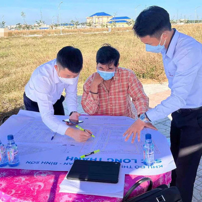 Cuộc đua “lấy lại những gì đã mất” của thị trường bất động sản