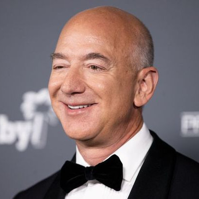 Cuộc đụng độ của giới siêu giàu: Jeff Bezos 'vung' cả chục tỷ đô để ngăn cản tham vọng của tỷ phú giàu nhất châu Á