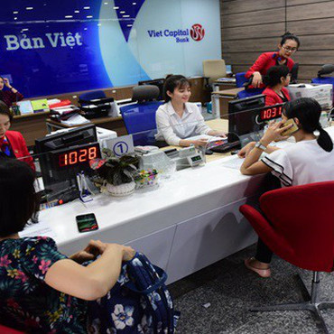 Cuối năm, gửi tiền ở đâu lợi nhất?