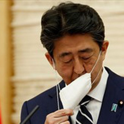 Cựu Thủ tướng Nhật Bản Shinzo Abe bị bắn ngã gục khi đang phát biểu