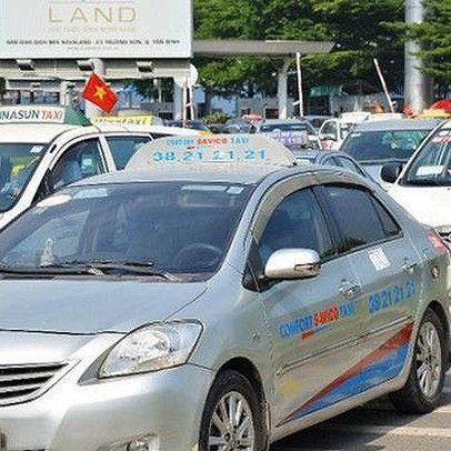 Đại gia taxi Singapore thua trắng trên đất Việt