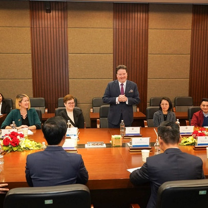 Đại sứ Marc Knapper đánh giá cao việc APH đầu tư vào Hoa Kỳ