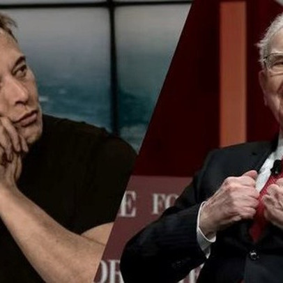 Đẳng cấp của một huyền thoại: Warren Buffett thắng lớn, giàu càng thêm giàu, trong khi Elon Musk trải qua năm kinh hoàng