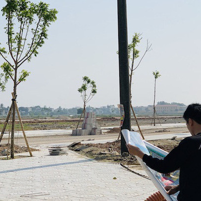 Đánh thuế đất bỏ hoang, chặn tình trạng phát hành trái phiếu lấy tiền gom đất