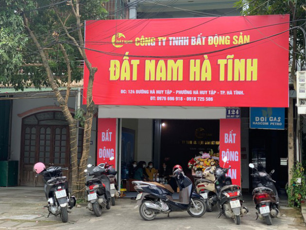  Đất Hà Tĩnh ‘sốt sình sịch’, công ty môi giới BĐS mọc lên như nấm - Ảnh 2.