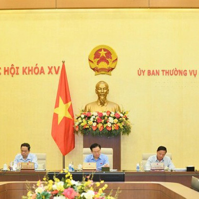 Đề xuất giám sát tình trạng dư thừa điện mặt trời, điện gió