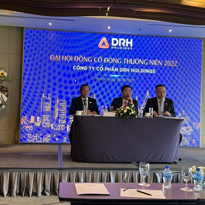 ĐHCĐ DRH Holdings: Đặt mục tiêu 2022 lãi trước thuế 100 tỉ đồng, tìm kiếm cơ hội đầu tư mới, mở rộng quỹ đất về khu ven