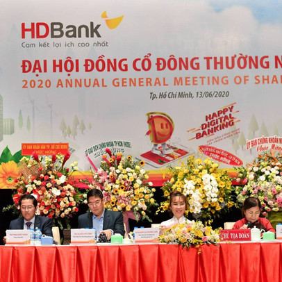 ĐHCĐ HDBank: Tiếp tục tăng trưởng bền vững, phát triển mạnh ngân hàng số và tăng vốn điều lệ lên trên 16.000 tỷ đồng trong năm nay