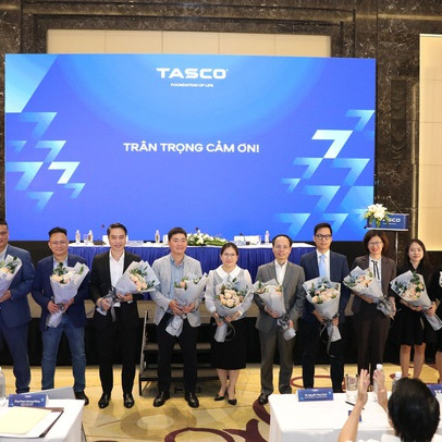 ĐHCĐ Tasco (HUT): Ông Vũ Đình Độ làm chủ tịch HĐQT, chương trình tái cấu trúc lớn nhất lịch sử, đặt nền móng xây dựng hệ sinh thái "Nền tảng cuộc sống - Foundation of life"