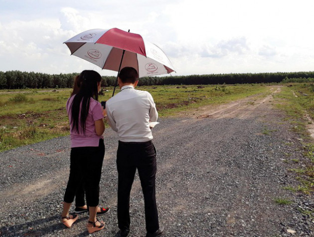 Đi làm vài năm tích cóp tiền mua nhà, rồi “ôm cục nợ” hàng chục năm, sống kham khổ hay đem tiền đi đầu tư và mua nhà sau? - Ảnh 2.