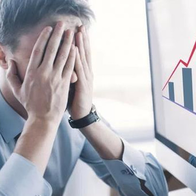 Điều gì khiến chứng khoán Việt Nam giảm mạnh 46 điểm trong phiên đầu tuần?