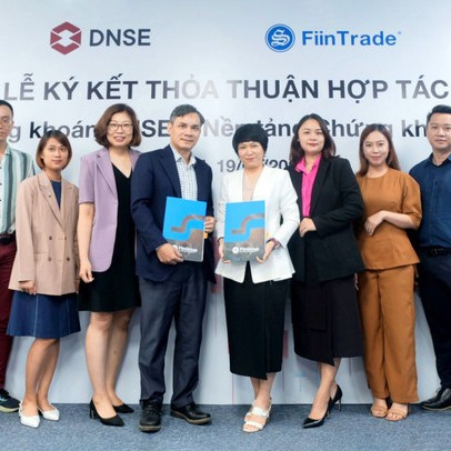 DNSE và FiinTrade hợp tác mang đến trải nghiệm “một chạm” lần đầu tiên trên thị trường
