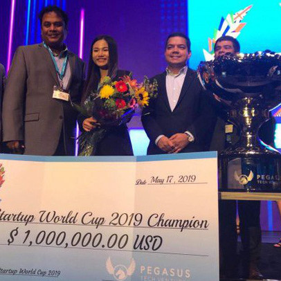 Doanh nghiệp khởi nghiệp "thuần Việt" đầu tiên vô địch Startup World Cup 2019, nhận giải thưởng 1 triệu USD