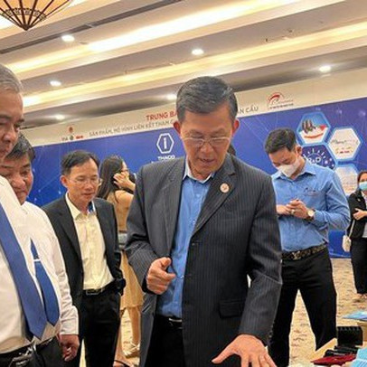 Doanh nghiệp Mỹ đặt hàng linh kiện ‘made in Việt Nam’ để sản xuất xe hơi