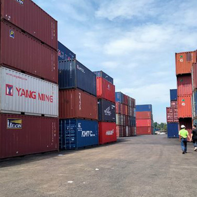 Doanh nghiệp Việt bị o ép “phí container rỗng”