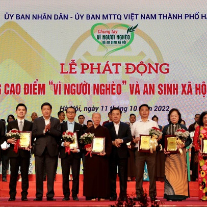 Doanh nhân trẻ Đỗ Vinh Quang được vinh danh trong công tác an sinh xã hội