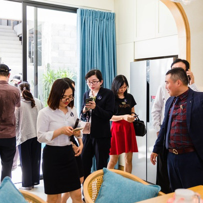 Động thái của các chủ đầu tư với ngân hàng liên kết giữa vòng vây “siết” cho vay bất động sản