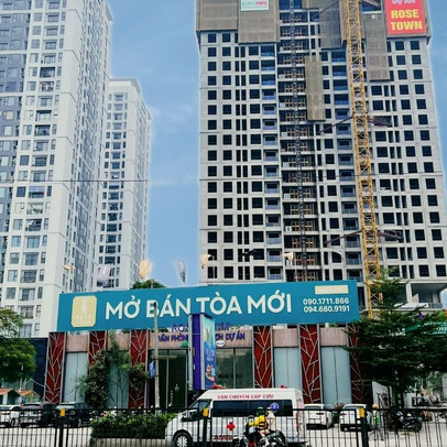 Dự án Rose Town sắp cất nóc tòa DV01 vượt tiến độ