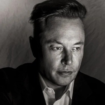 Elon Musk lo Tesla sắp phá sản