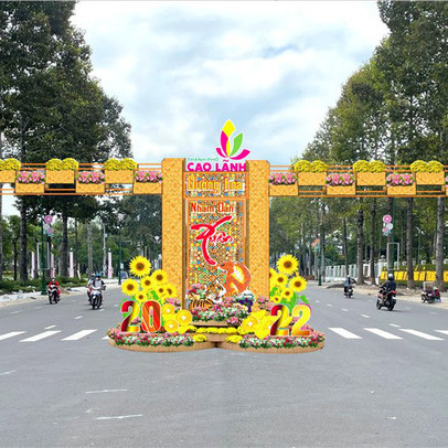 Everland Group tài trợ Đường Hoa Xuân và tặng quà người nghèo tại Đồng Tháp