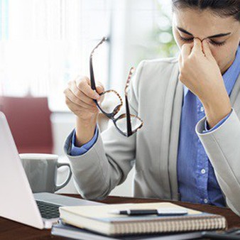 Eyezen Crizal – Giải pháp mới bảo vệ và thư giãn mắt trong thời đại kỹ thuật số