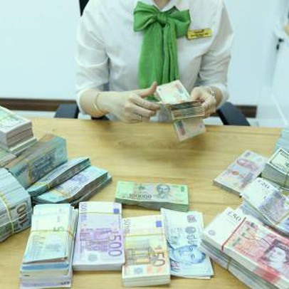 Fed tăng lãi suất thêm 0,25%, tỷ giá tại Việt Nam phản ứng như thế nào?